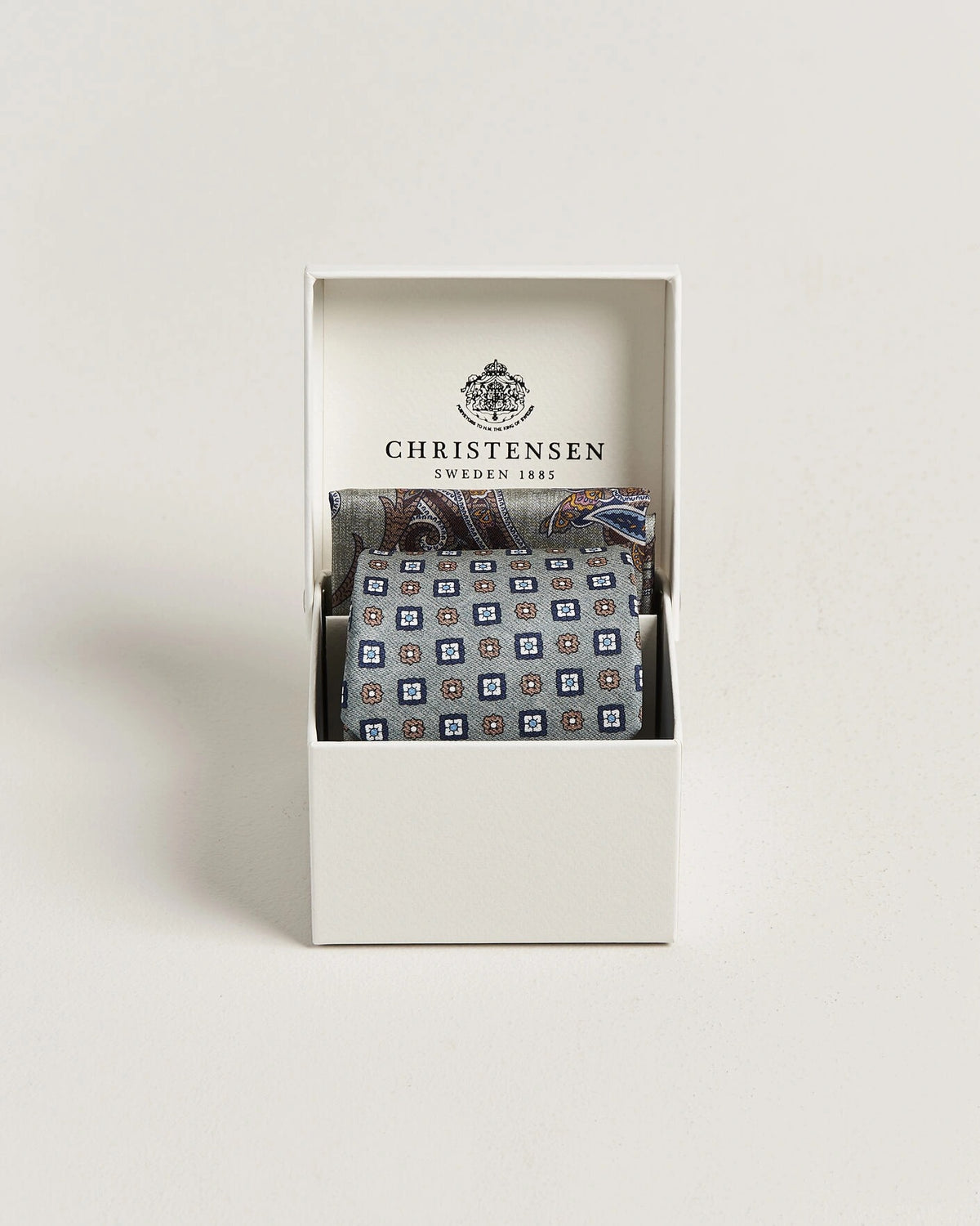 Tie & Pocket Square Box set