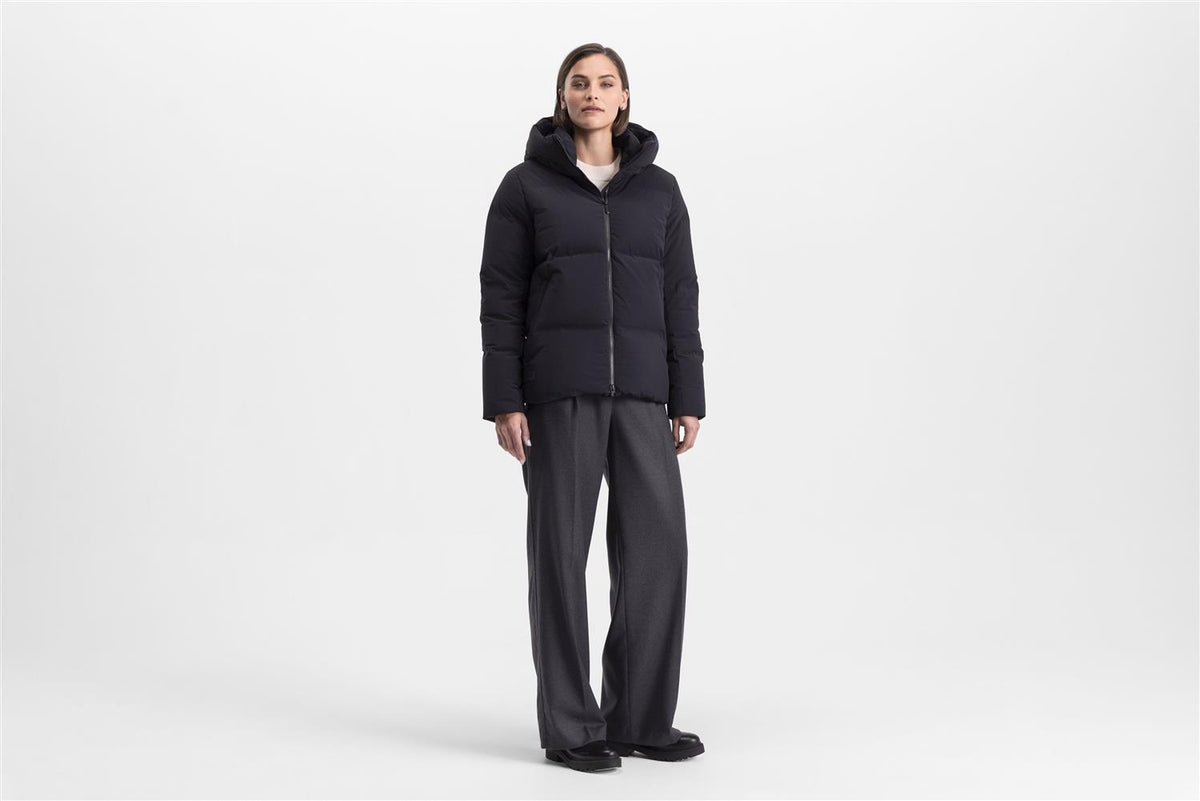 W HLX Jacket