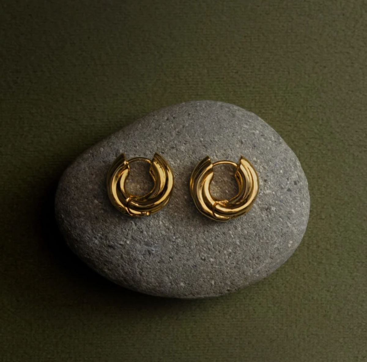Chubby Interwined hoop Earrings